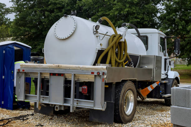 Best Luxury portable toilet rental  in Elkhart, KS